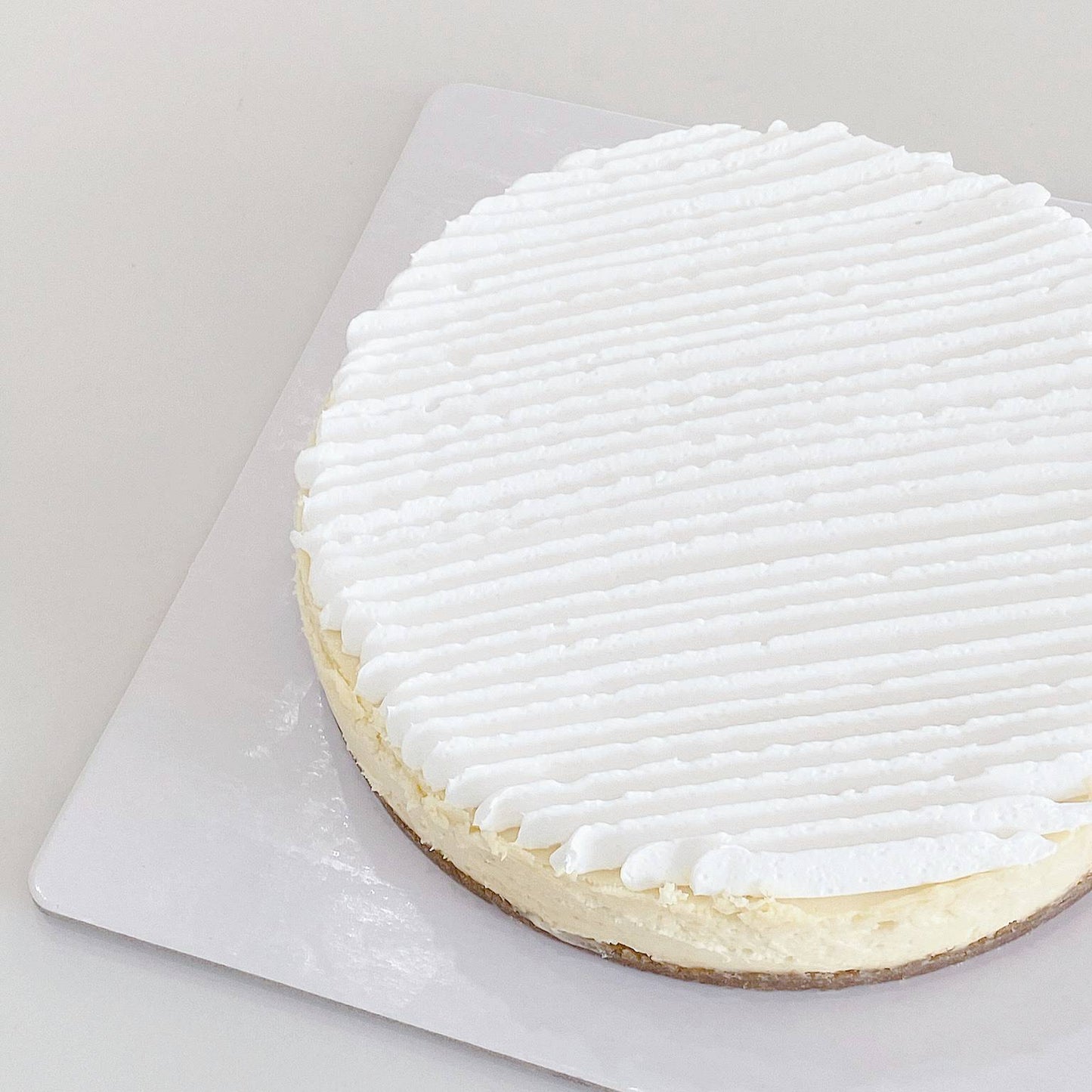 New York Cheeky (New York Cheesecake) 8in.